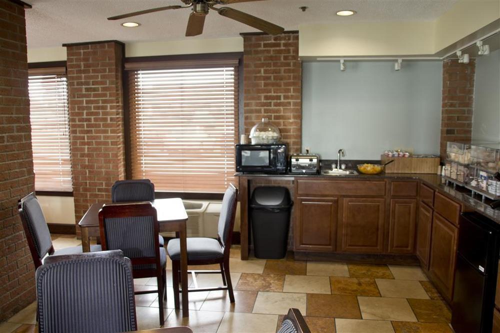 Best Western Norwalk Restaurant photo