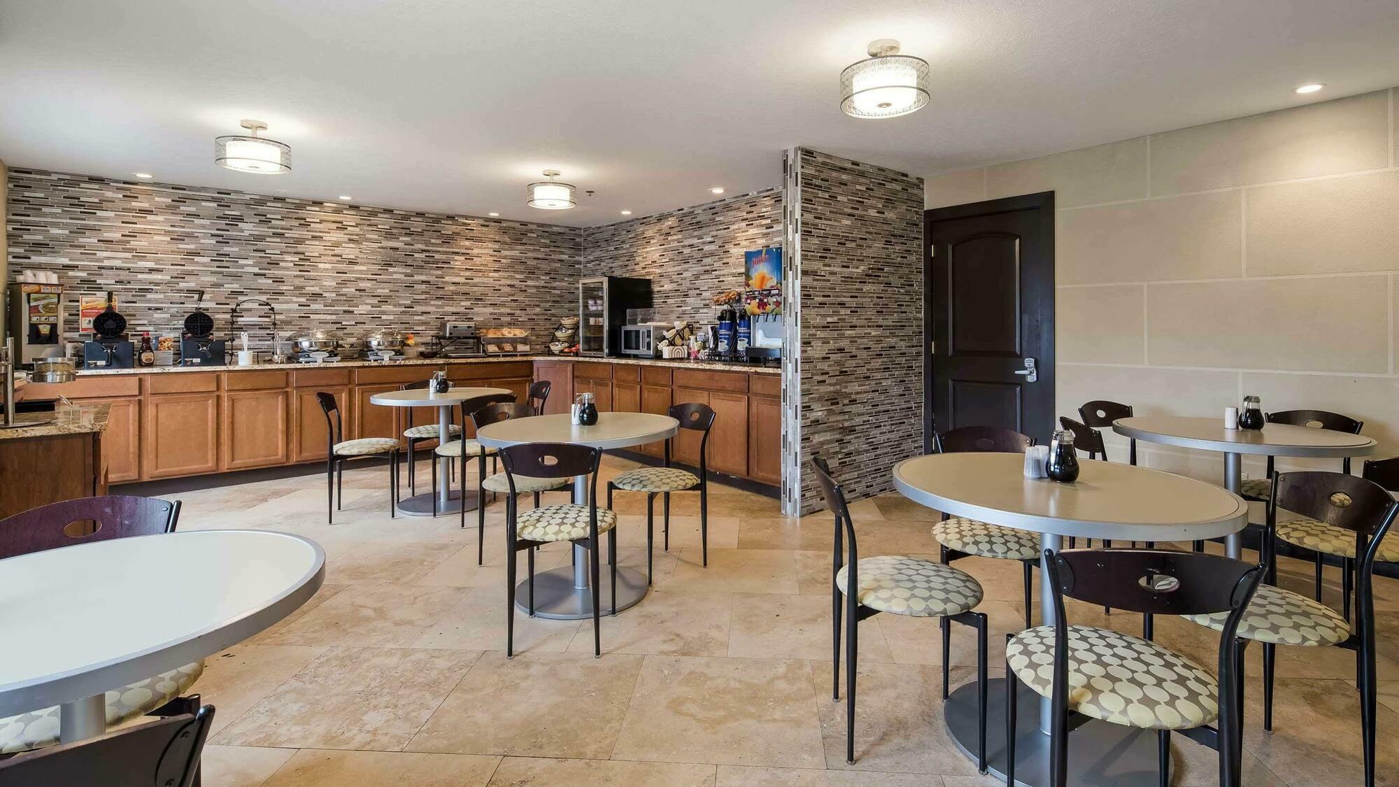 Best Western Norwalk Extérieur photo